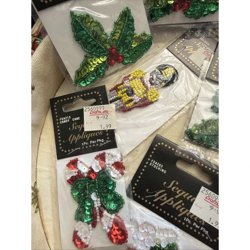 Vintage Elegance Seasonal Accents Sequin Applique 11 Pieces